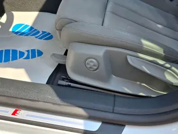 AUDI A5 40 TDI qua S-Line STANDHZ B&O AHK PANO 360 MA