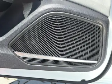 AUDI A5 40 TDI qua S-Line STANDHZ B&O AHK PANO 360 MA