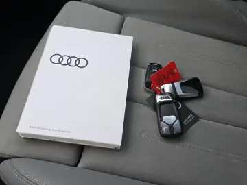 AUDI A5 40 TDI qua S-Line STANDHZ B&O AHK PANO 360 MA