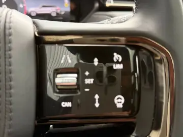 LAND ROVER Range Rover Velar R-Dynamic SE Panorama ACC 1Han