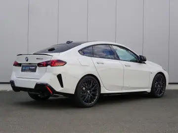 BMW M235 xDrive Gran Coupe Innovationspaket