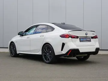 BMW M235 xDrive Gran Coupe Innovationspaket