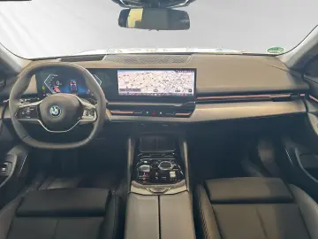 BMW 530e Inkl. € 1.190 Zubehörbonus  Head-Up PA  Sit