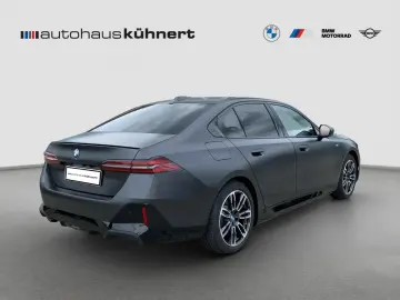 BMW 550e xDrive Limousine    M-Sport PRO AHK Sitzkli