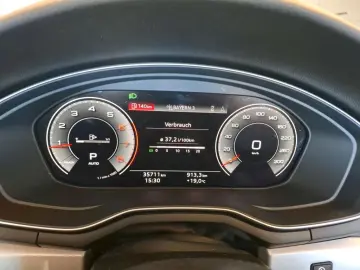 AUDI A5 Cabriolet 40 TFSI advanced Kamera Garantie