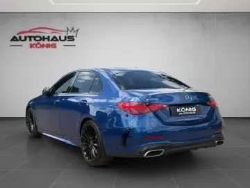 MERCEDES-BENZ C 200 4Matic AMG-Line Night Kam Ambiente