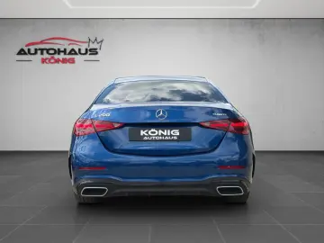 MERCEDES-BENZ C 200 4Matic AMG-Line Night Kam Ambiente