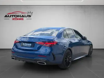 MERCEDES-BENZ C 200 4Matic AMG-Line Night Kam Ambiente