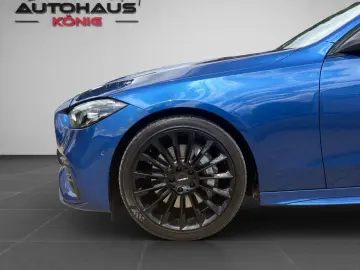 MERCEDES-BENZ C 200 4Matic AMG-Line Night Kam Ambiente