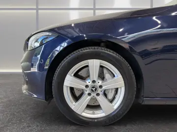 MERCEDES-BENZ C 300 e AVANTGARDE VERK.ASS DIGITAL LI…