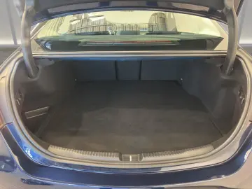 MERCEDES-BENZ C 300 e AVANTGARDE VERK.ASS DIGITAL LI…