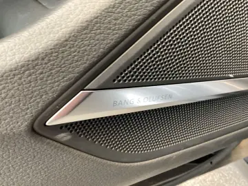 AUDI S8 4.0 quattro Audi Exlusiv Matrix  RearSeatEnte
