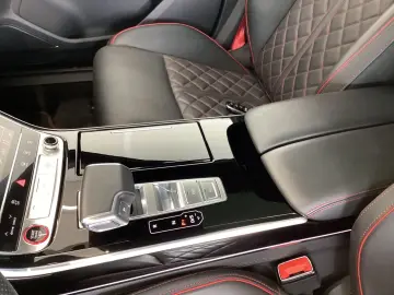 AUDI S8 4.0 quattro Audi Exlusiv Matrix  RearSeatEnte