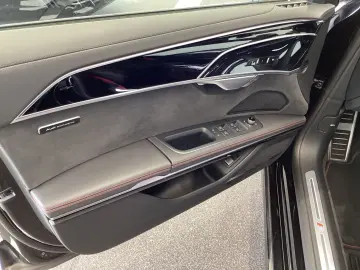 AUDI S8 4.0 quattro Audi Exlusiv Matrix  RearSeatEnte