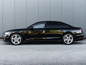 AUDI A8 50 TDI L quattro S-LINE PANORAMA FOND TV