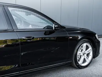 AUDI A8 50 TDI L quattro S-LINE PANORAMA FOND TV
