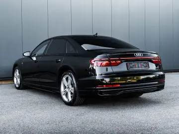AUDI A8 50 TDI L quattro S-LINE PANORAMA FOND TV