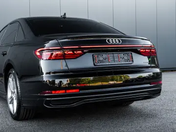 AUDI A8 50 TDI L quattro S-LINE PANORAMA FOND TV