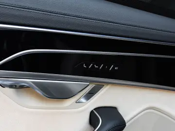 AUDI A8 50 TDI L quattro S-LINE PANORAMA FOND TV