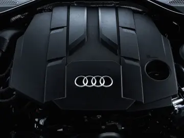 AUDI A8 50 TDI L quattro S-LINE PANORAMA FOND TV