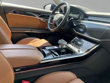AUDI A8 60 TFSI e quattro Matrix B&O Pano 360 HuD