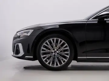 AUDI A8 Lang 50 TDI TIP-TRO MATRIX PANO RSE ACC STHZG