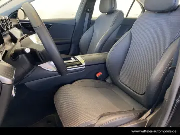 MERCEDES-BENZ C 180 Avantgarde STHZ Kamera Burmester…