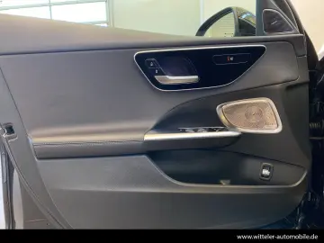 MERCEDES-BENZ C 180 Avantgarde STHZ Kamera Burmester…