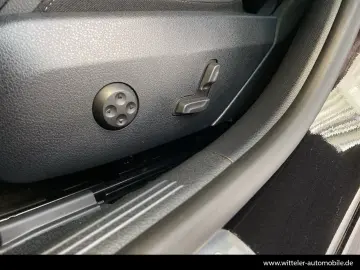 MERCEDES-BENZ C 180 Avantgarde STHZ Kamera Burmester…