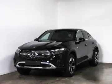 MERCEDES-BENZ GLC 300 e 4M Coupé Avantgarde Pano Bur…