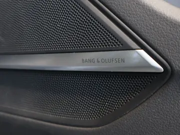 AUDI S8 4.0 TFSI qu. B&O LUFT HUD 360  MATRIX PANO