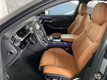 AUDI A8 50 TDI quattro S line PANO HUD STHZG AHK 360