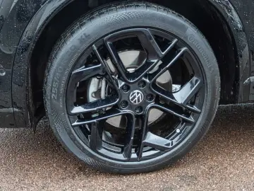 VW Tiguan 2.0 TSI DSG R-Line  Navi  Panoramadach  H
