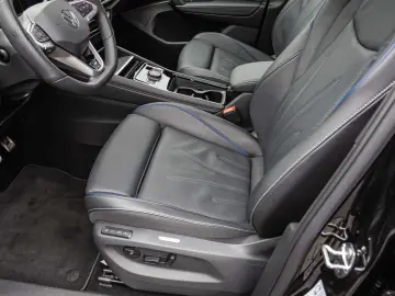 VW Tiguan 2.0 TSI DSG R-Line  Navi  Panoramadach  H