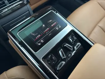 AUDI A8 60 eTFSI TV Pano Matrix 360 ACC Leder HUD