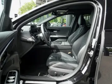 MERCEDES-BENZ E 300 de 4M AMG Line Advanced PanD Dis…