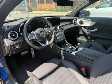MERCEDES-BENZ C 200 Cabrio 4Matic AMG MBUX Navi Ambi…