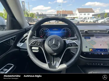 MERCEDES-BENZ E 300 de 4M Avantgarde 19  Fahr-Assi L…