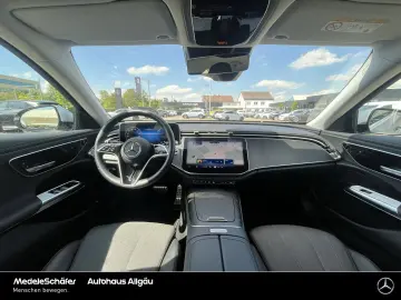 MERCEDES-BENZ E 300 de 4M Avantgarde 19  Fahr-Assi L…