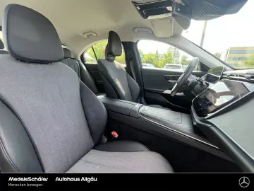 MERCEDES-BENZ E 300 de 4M Avantgarde 19  Fahr-Assi L…