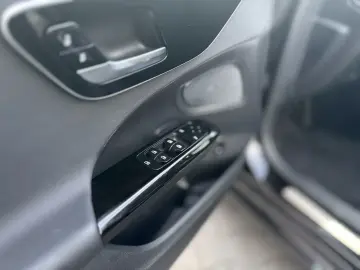 MERCEDES-BENZ C 200 d Keyless   NAVI   Tempomat   Di…