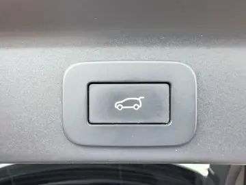 JAGUAR F-Pace R-Dynamic SE AWD PANO STANDH. MEMORY