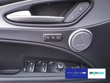 ALFA ROMEO Stelvio 2.0 Turbo 16V Veloce Q 4