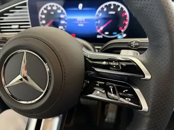 MERCEDES-BENZ GLE 450 4M AMG  Multibeam NAVI DISTRON…