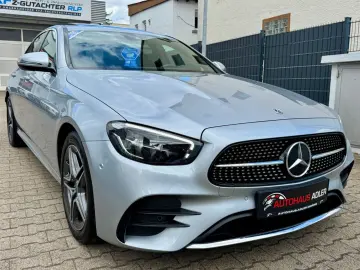 MERCEDES-BENZ E 200 Lim. AMG-LINE KAM DIST LED SD WI…