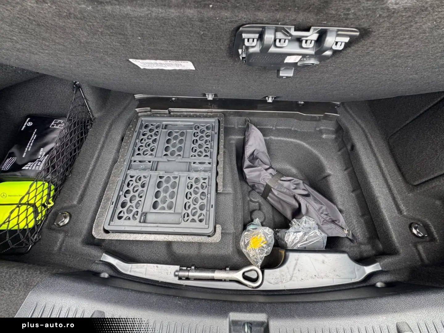 MERCEDES-BENZ E 200 Lim. AMG-LINE KAM DIST LED SD WI&hellip;