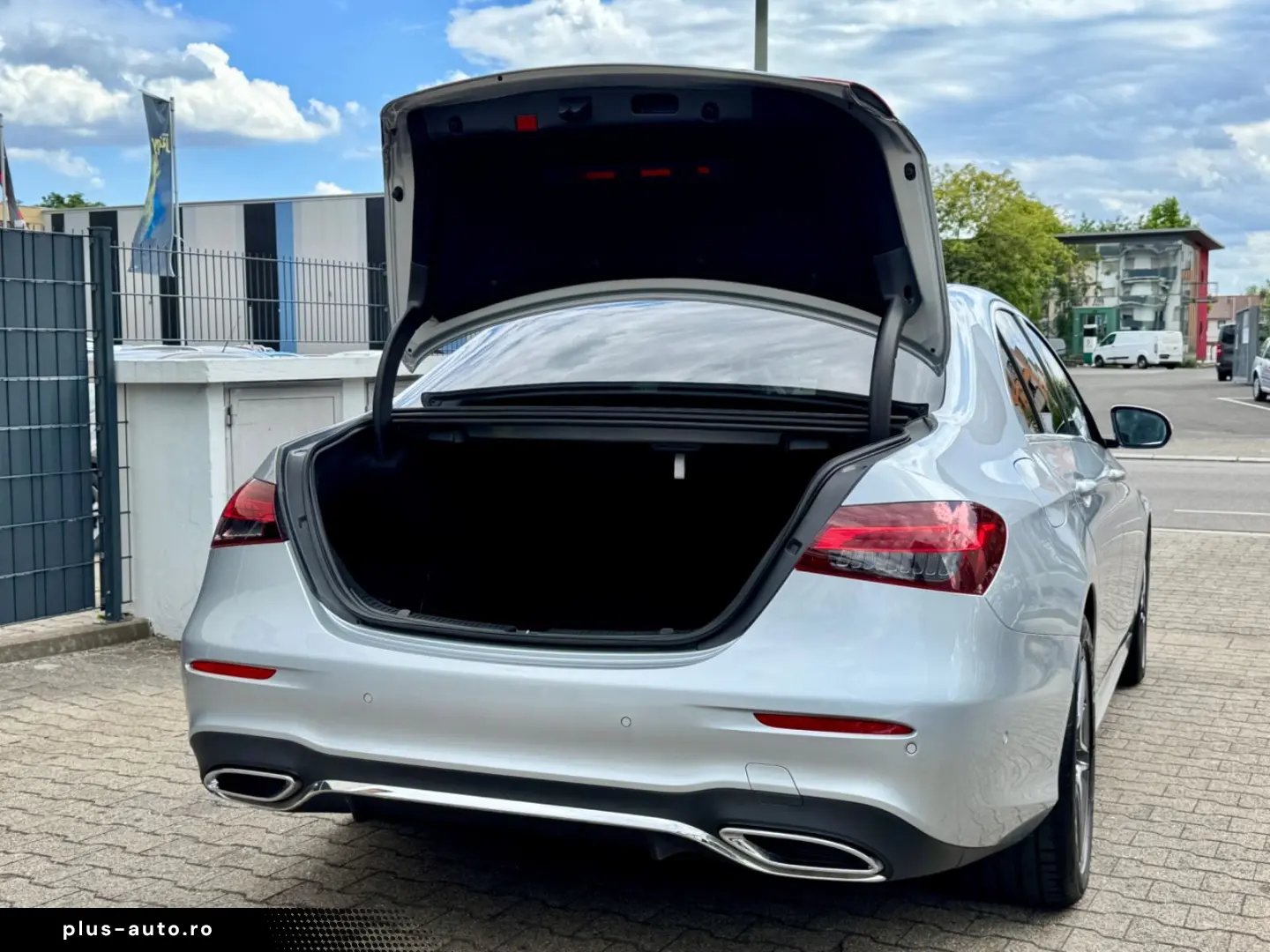MERCEDES-BENZ E 200 Lim. AMG-LINE KAM DIST LED SD WI&hellip;