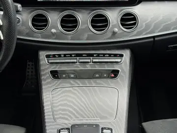 MERCEDES-BENZ E 200 Lim. AMG-LINE KAM DIST LED SD WI…
