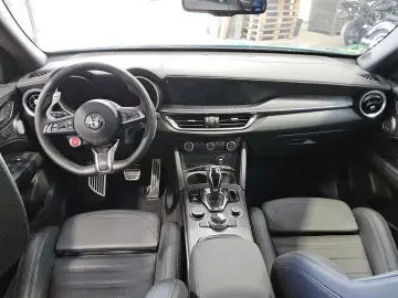 ALFA ROMEO Stelvio Quadrifoglio Q4 Leder ACC 21  Panoramada