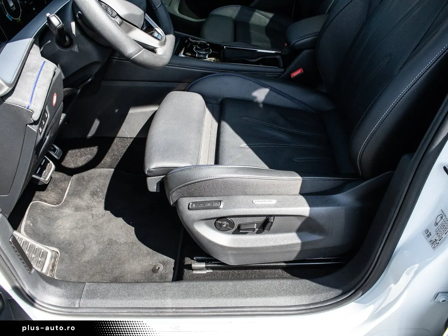 VW Tayron 2.0 TSI 4Motion DSG R-Line